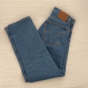 Levi’s Wedgie Straight Jeans